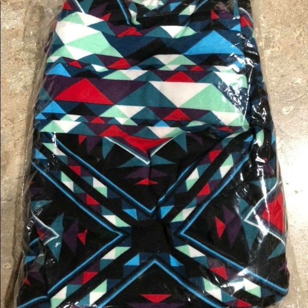 LuLaRoe OS Leggings size 0-10